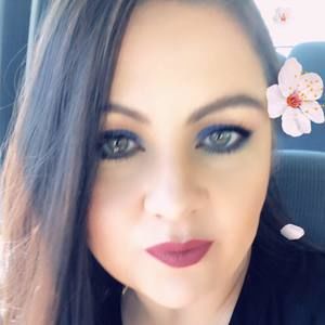 Meet your Posher, Adelina